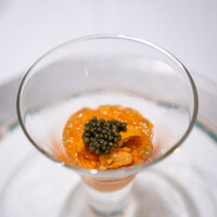 L'ESSOR - パプリカのムース ビーフコンソメのジュレ 北海道産雲丹、 キャビア