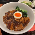 あひるの台所 二子玉川本店 - トロトロな魯肉飯