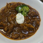 キッチン ブルー グローブ - 反対側から、ビーフがタップリ！