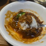 キッチン ブルー グローブ - ご飯をひいて