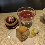 手鞠鮨と日本茶 宗田 - 