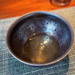 蒼 - 何度いただいても、「はぅ〜」と息が漏れます。
      あらためて、塩も使ってないなんて信じられない。
      素材の純度を高めるという、蒼のコンセプトを一番体現している料理の一つですね。