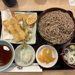 天丼てんや 羽田空港第2ターミナル店 - 