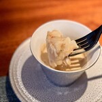 蒼 - ソース並みの凝縮度があるからこその、ディップ。
      身にまとった炭の香りも加わって、こちらの意識が軽く飛びそうです(^^)