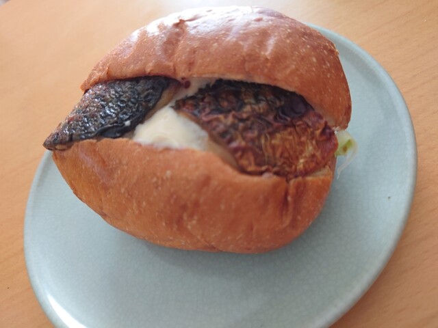 ぱんや こてつ - 美田園（パン）の写真