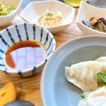 台湾茶専門店ランプ屋 - 水餃子は、ポン酢にて