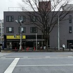 ラーメン 池田屋 高田馬場店 - 西武新宿線と新目白通りに挟まれている