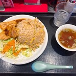 珍来 - 焼肉チャーハン　990円税込