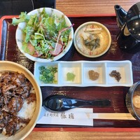豚捨 KITTE丸の内店 - 