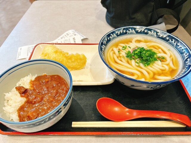 難波千日前 釜たけうどん 明石焼 三井アウトレットパーク 横浜 難波千日前 釜たけうどん 明石焼 三井アウトレットパーク 横浜