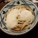 丸亀製麺 - とろ玉(並)390円(2014.07.13)