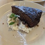 ツリー アントニーズ キッチン - キャロットケーキ