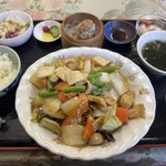 中国料理 頤和園 - 今週の麺　五目皿うどん