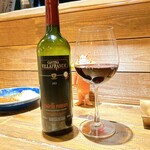 ＨＡＣＨＩ+ - イタリアの赤ワイン
      好みを伝えると、いろいろ出してくれます