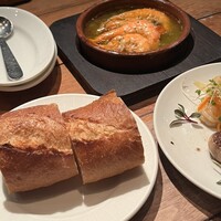 バル デ エスパーニャ ムイ 東京店 - 