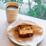 meaningress - キャラメルバナナ米粉パウンドケーキ