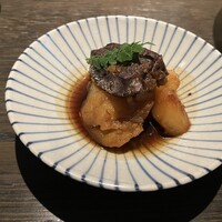 ケンゾーエステイトワイナリー 祇園店 - 肉じゃが