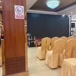 陕西歌舞大剧院 - お店の名前でも解るように店内には舞台もあって民族劇も楽しめるようになってました。