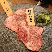 和牛焼肉 神楽坂 牛ます - 