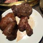 厚切り牛タン 焼肉一心たん助 - 