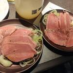 厚切り牛タン 焼肉一心たん助 - 