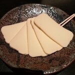 割烹 小林 - 味噌漬けチーズ 600円