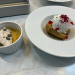 赤白 阪急三番街店 - デザート　左のかぼちゃプリンはシナモンがきいている