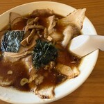 らーめんヒグマ - 醤油チャーシューメン　850円