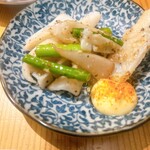 タチノミエイト - 