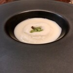 290166143 - ホワイトアスパラガスのスープ