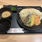 山下本気うどん 横浜ポルタ - 