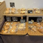 からしまパン - 店内