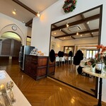 パスタパスタ - 大きな鏡