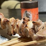 大倉山もつ肉店 - ホネ