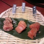九州熱中屋 - お通しは明太子3種食べ比べ460円(+税）×２人分