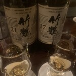 モモタ バー - 竹鶴21年までは飲んだ方が良いです。是非騙されてみましょう。