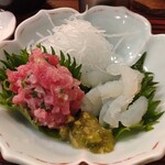 居酒屋 伝七 - 本鮪のたたきとクラゲの刺身