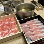 しゃぶしゃぶ美山 - 料理写真:六穀豚バラ肉、豚肩ロース肉