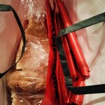 ポンパドウル - 大きな紙袋　2つに分けてもらいました