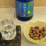 tell me キッチン - 黒糖焼酎　瑠璃色の空　　ピーナッツ揚げ物