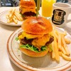J.S. BURGERS CAFE マークイズ福岡ももち店