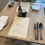 モルソー - テーブル席