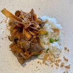 モルソー - マール牛と人参の煮込み（+仏産プチポワのピラフ）