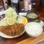 とんかつ赤城 - 