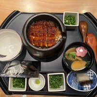 まるや本店 東京ミッドタウン店 - 2/3尾のひつまぶしまる