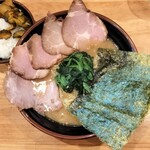 横浜ラーメン 北村家 - 釜焼きローストッピング