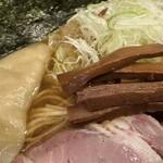 奈つやの中華そば - メンマ