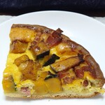 パン家のどん助 - 豆乳とかぼちゃのタルト259円