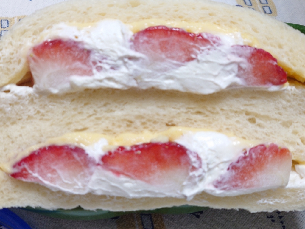 写真 : パン家のどん助 （パンヤノドンスケ） - 東新宿/パン