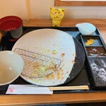 とんかつ たこつぼ - ごちそうさまでした　※食用？の植物も、全部食べ切る